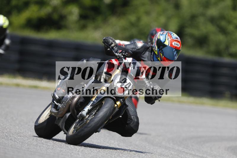 /15 13.05.2025 Max Racing ADR/Gruppe rot/44